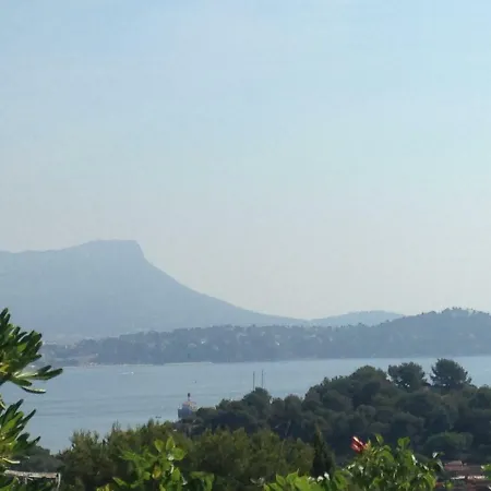 Maison St Mandrier Holiday home *